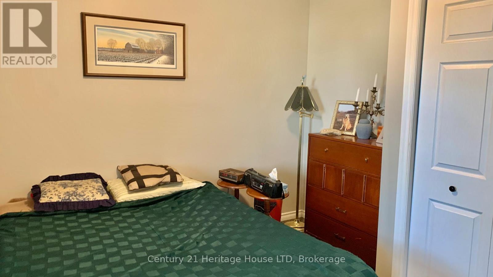 13 Knoll Street, Port Colborne (Main Street), ON - Indoor