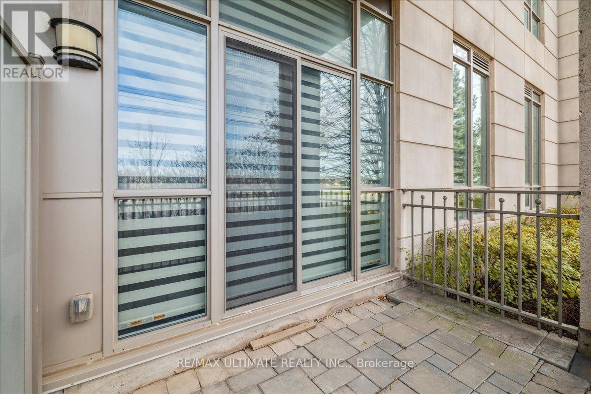 110 - 2480 Prince Michael Drive, Oakville, ON - Indoor Photo Showing Other Room