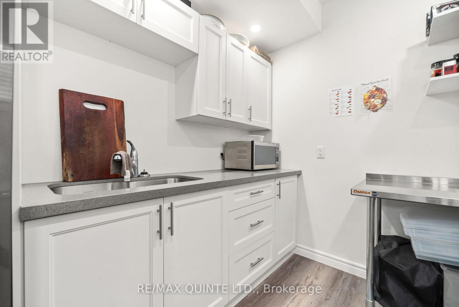 56 Alnet Drive, Belleville (Belleville Ward), ON - Indoor