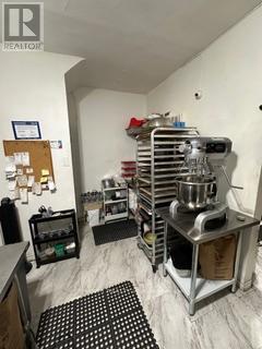 1055 Somerset Street W, Ottawa, ON