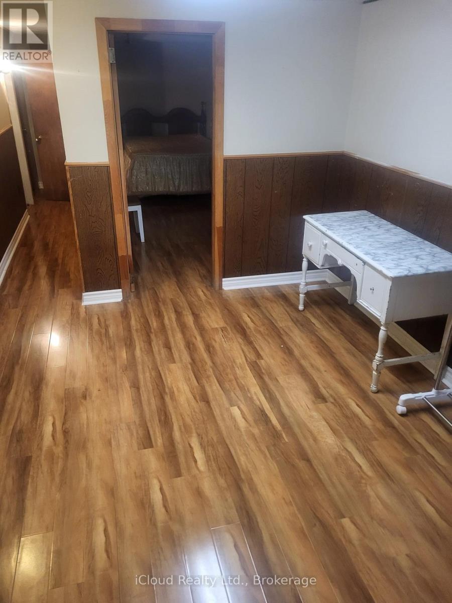 Bsmt - 7616 Discus Crescent, Mississauga, ON - Indoor Photo Showing Other Room