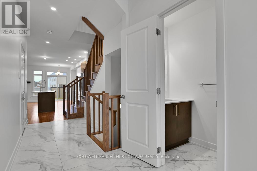 2305 Goldhawk Drive, Ottawa, ON - Indoor Photo Showing Other Room