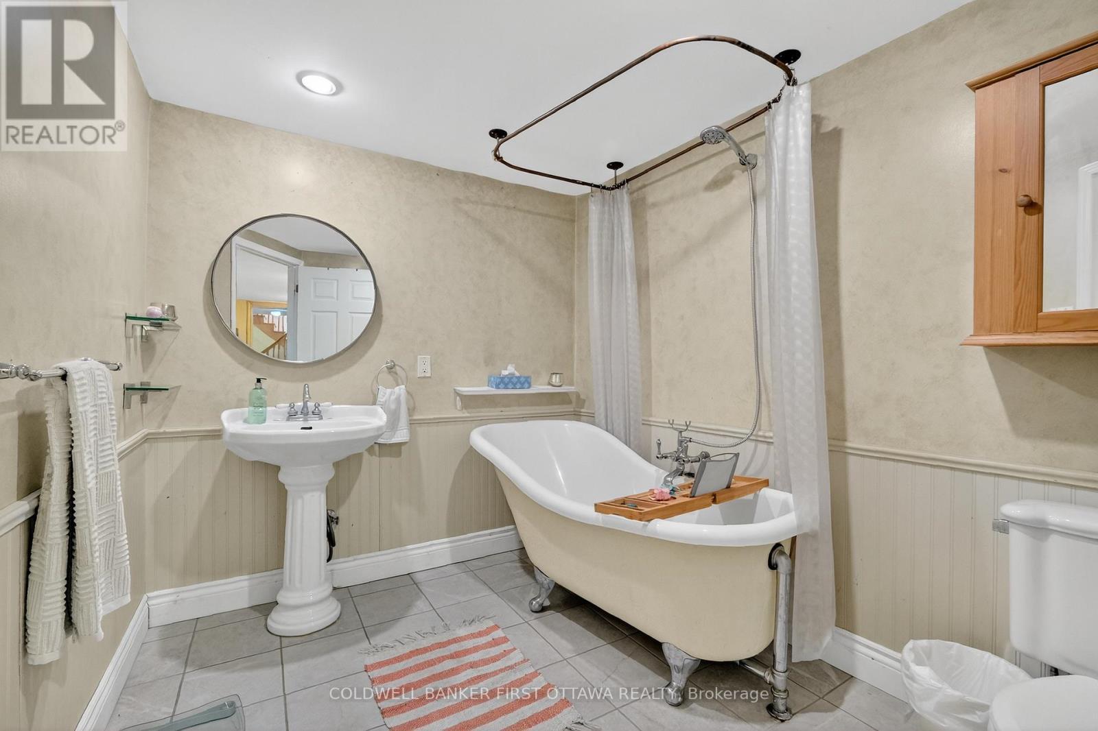 Basement Bathroom - 1110 Dunning Road, Ottawa, ON - Indoor Photo Showing Bathroom