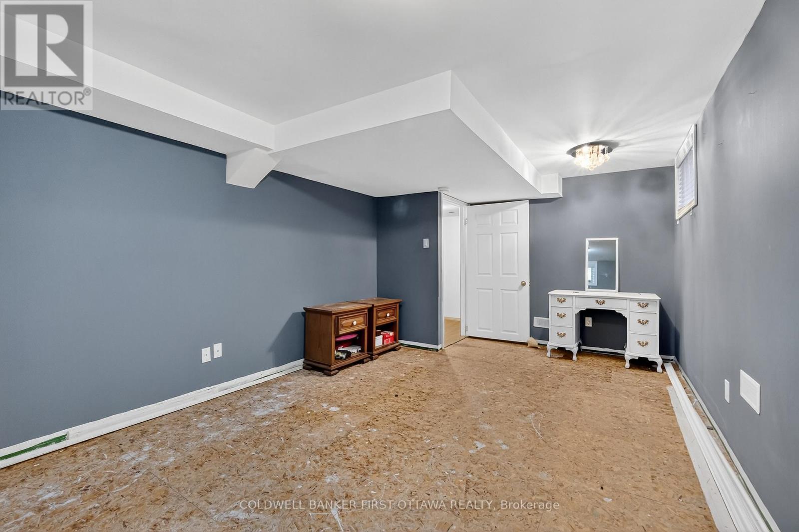 Basement bedroom #2 - 1110 Dunning Road, Ottawa, ON - Indoor Photo Showing Other Room