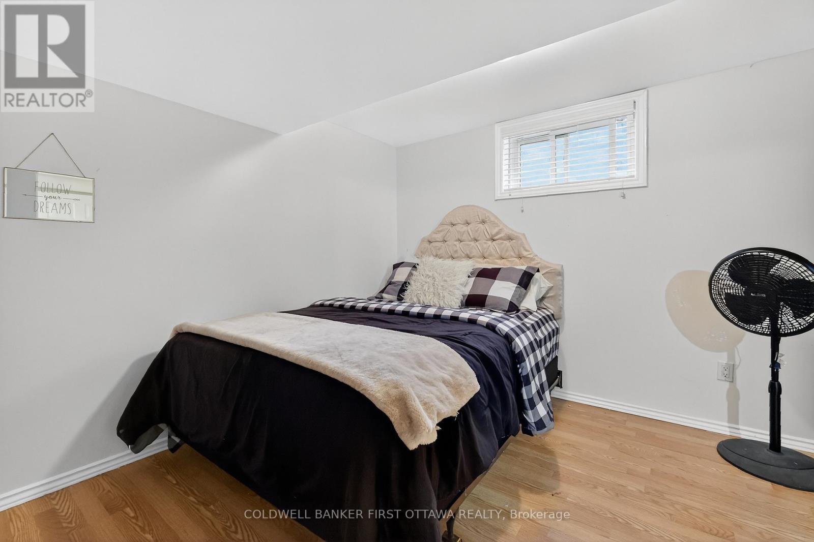 Basement Bedroom #3 - 1110 Dunning Road, Ottawa, ON - Indoor Photo Showing Bedroom
