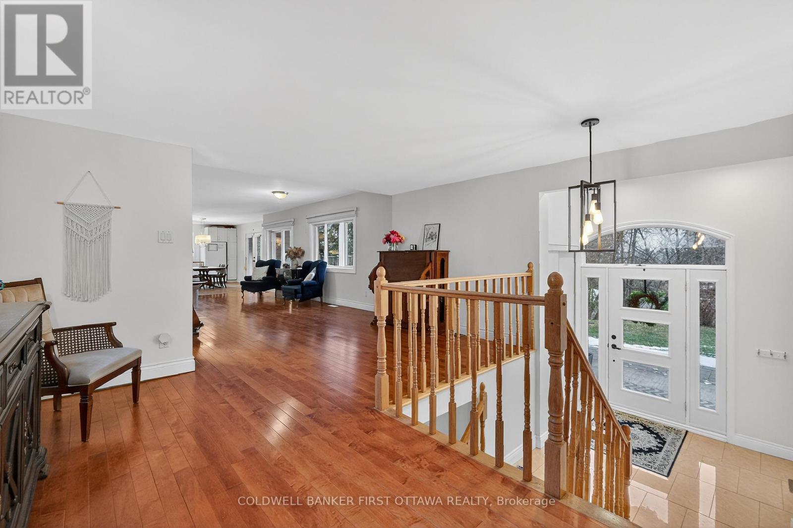 1110 Dunning Road, Ottawa, ON - Indoor Photo Showing Other Room