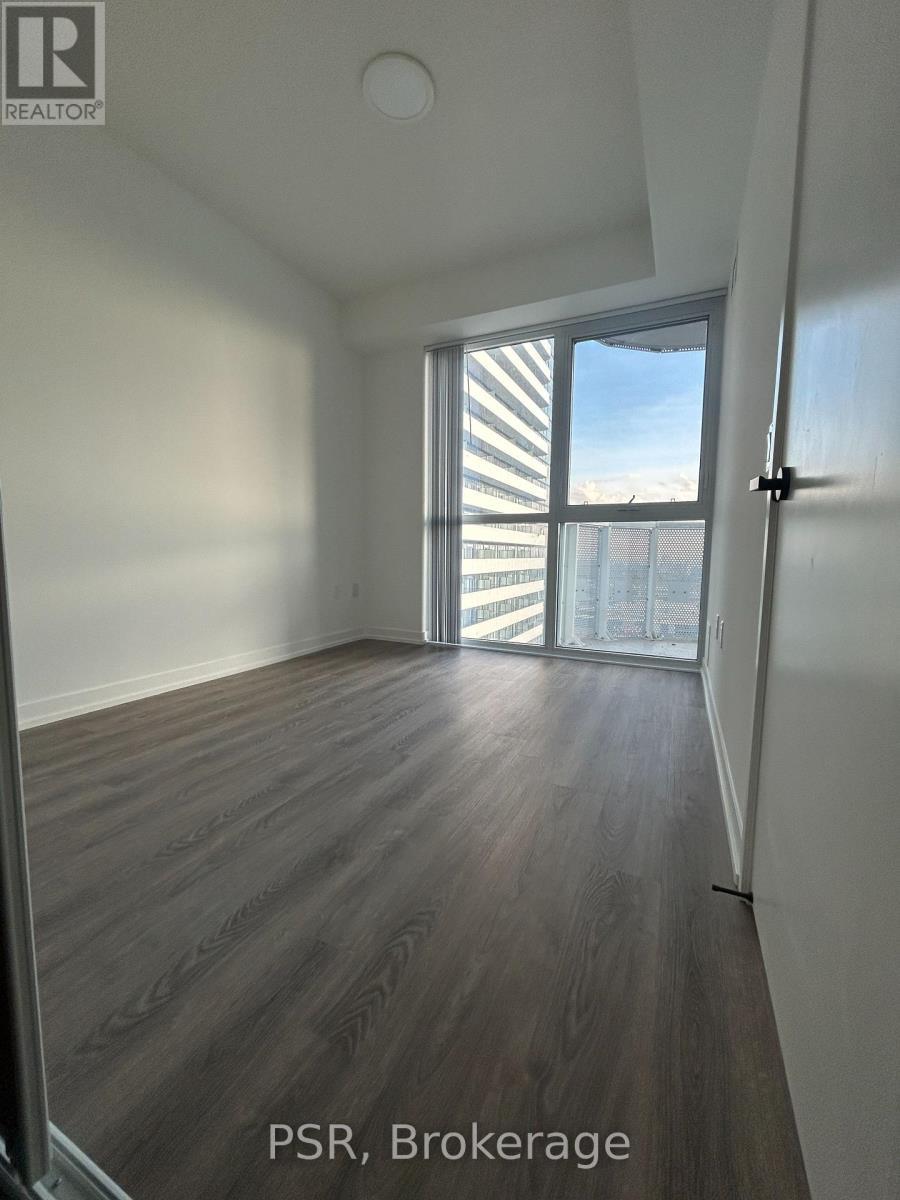 2510 - 8 Interchange Way S, Vaughan, ON - Indoor Photo Showing Other Room