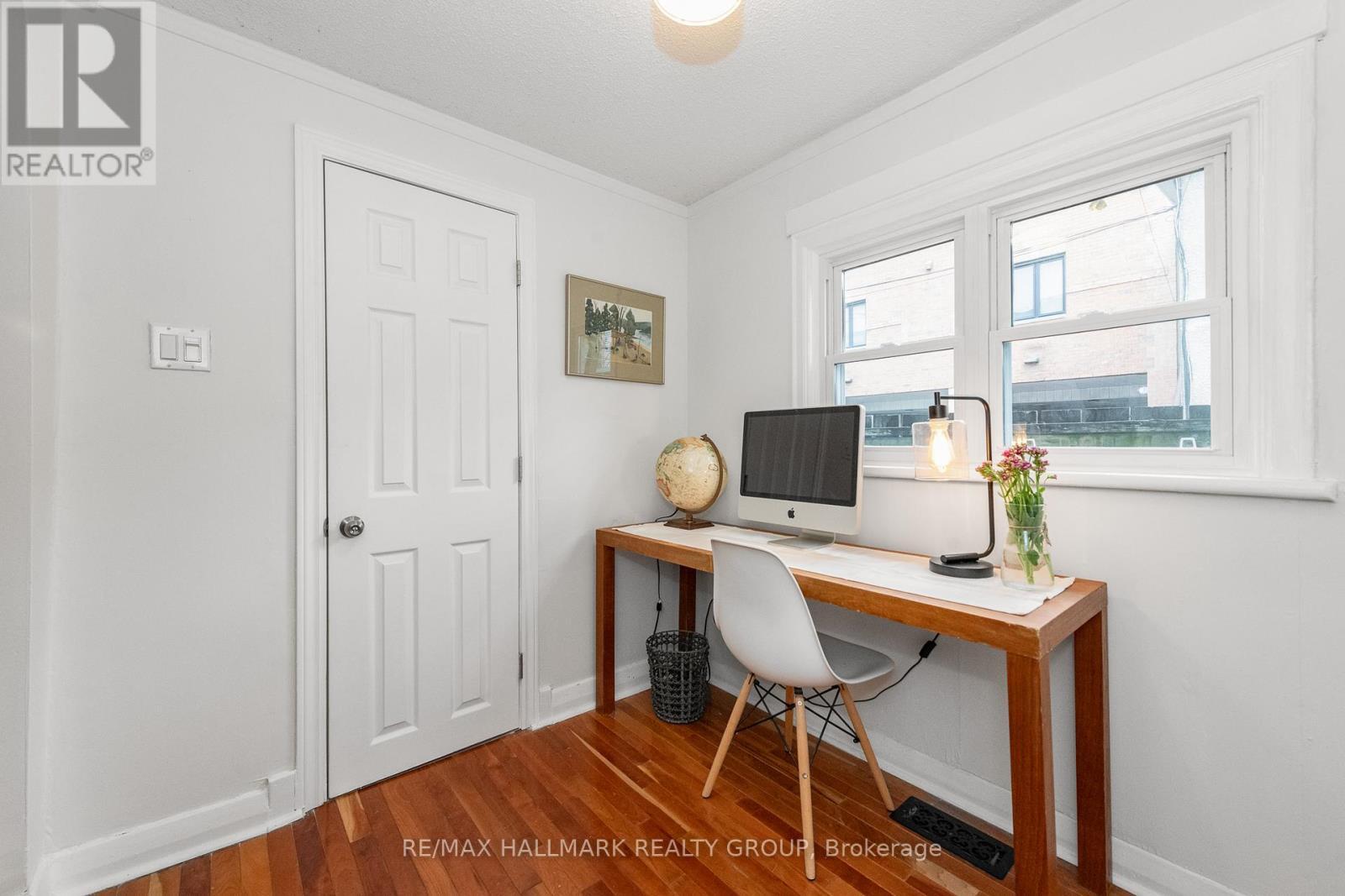 82 Beech Street, Ottawa, ON - Indoor Photo Showing Office