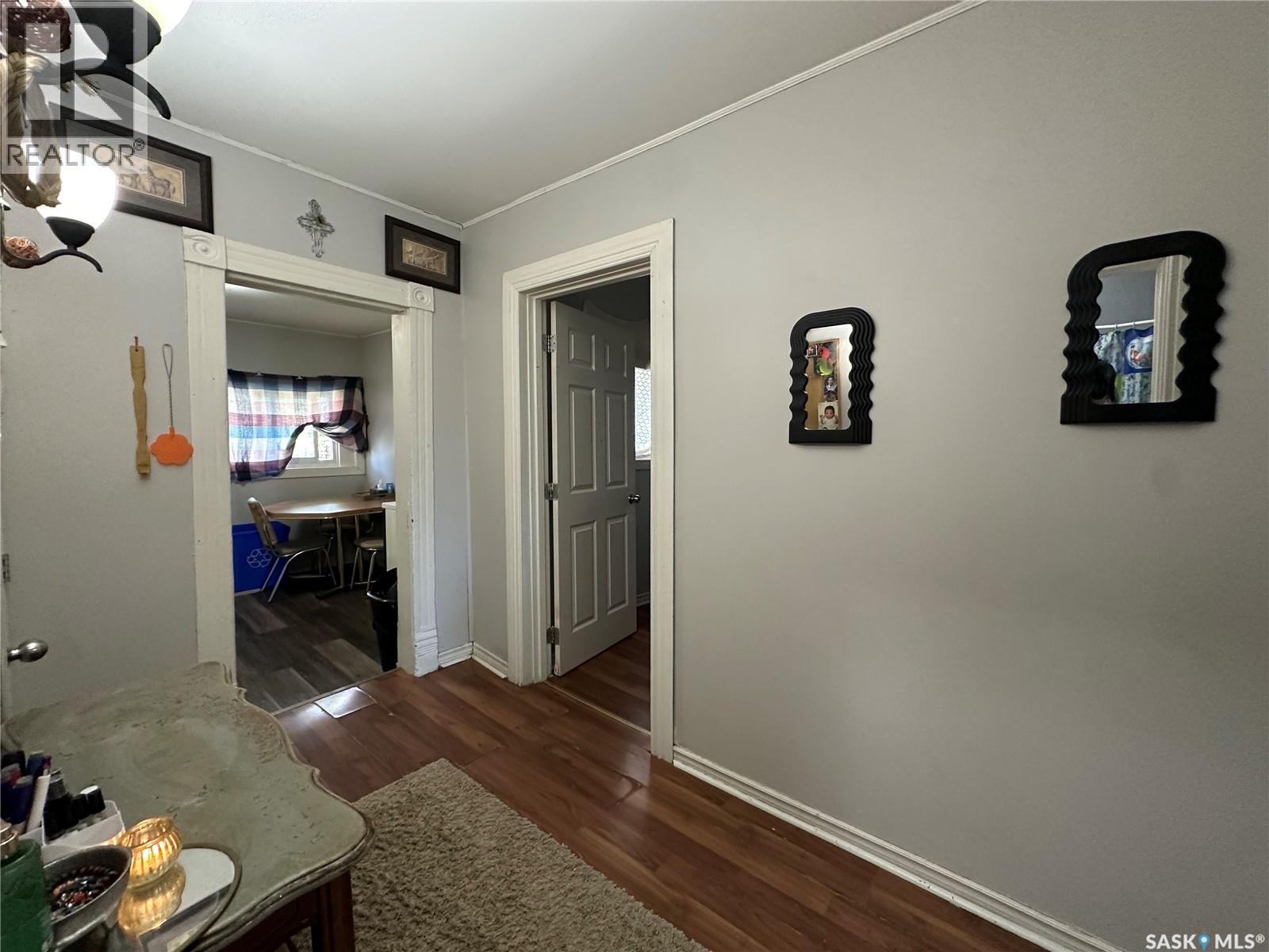 761 Athol Street, Regina, SK - Indoor Photo Showing Other Room