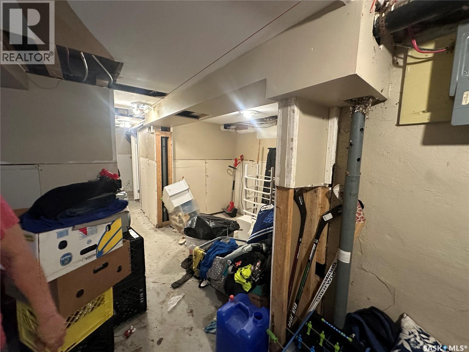 1070 Argyle Street, Regina, SK - Indoor Photo Showing Basement