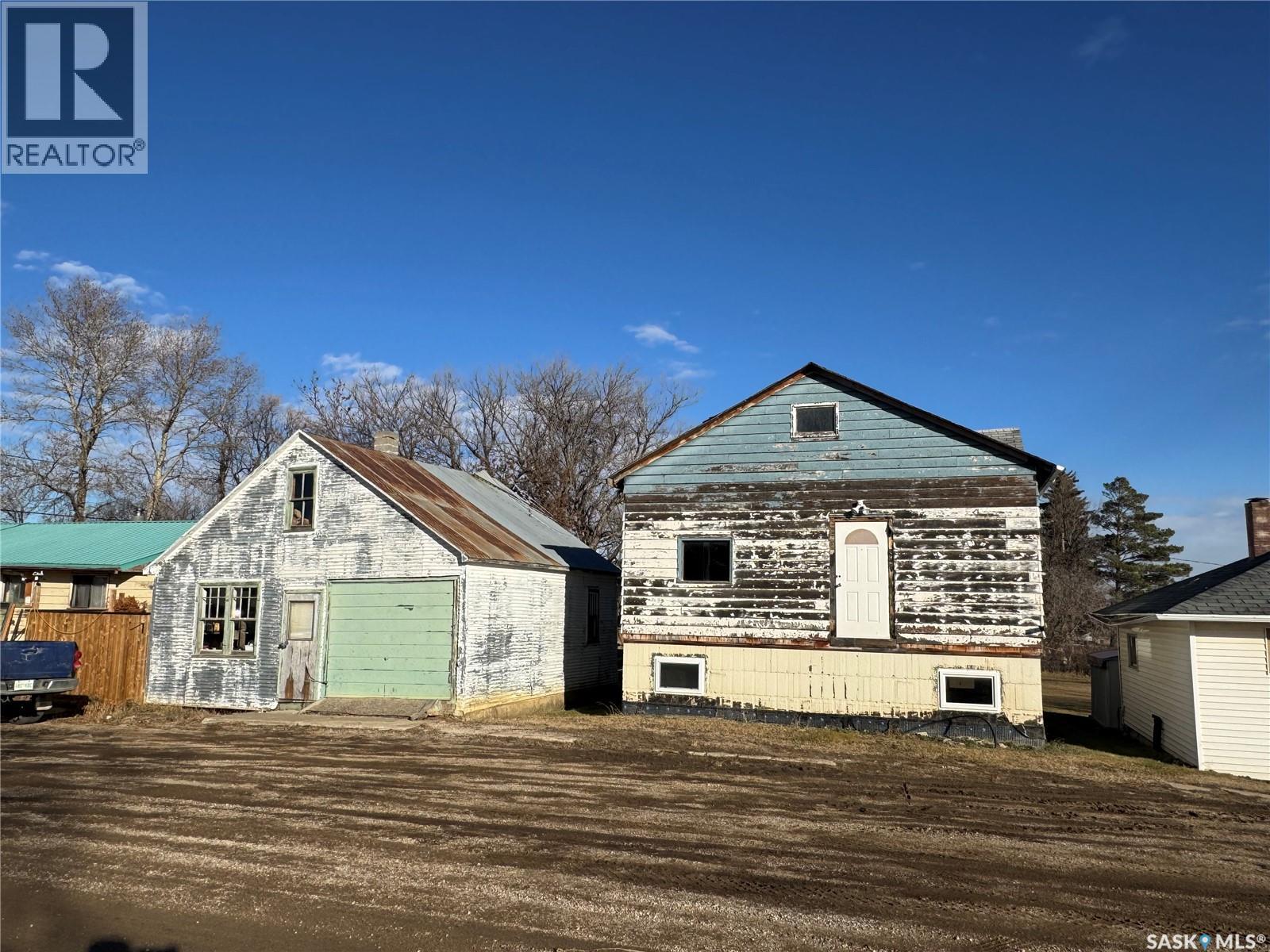 107 Main Street, Alvena, SK - Outdoor