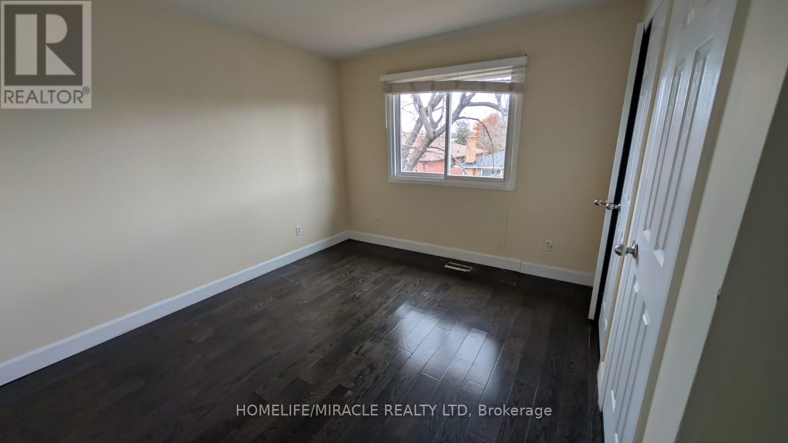 378 Hansen Road, Brampton, ON - Indoor Photo Showing Other Room
