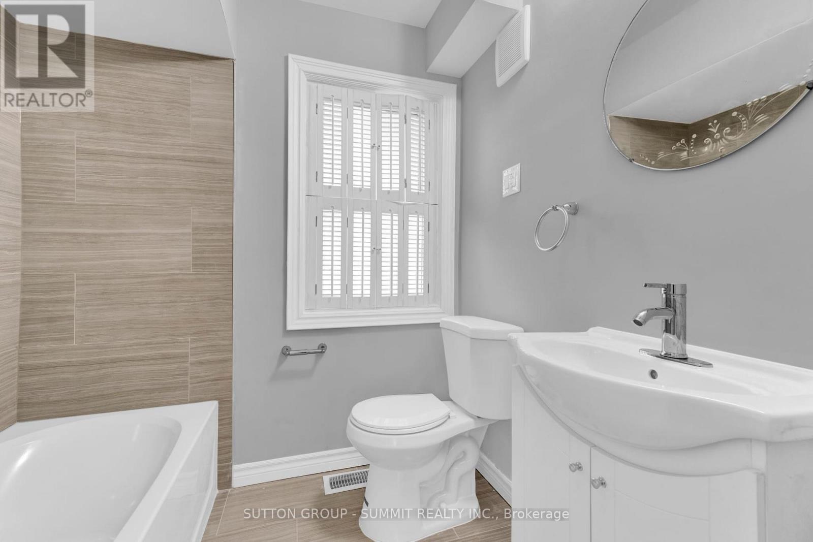 Lot - 17 Ben Machree Drive, Mississauga, ON - Indoor Photo Showing Bathroom