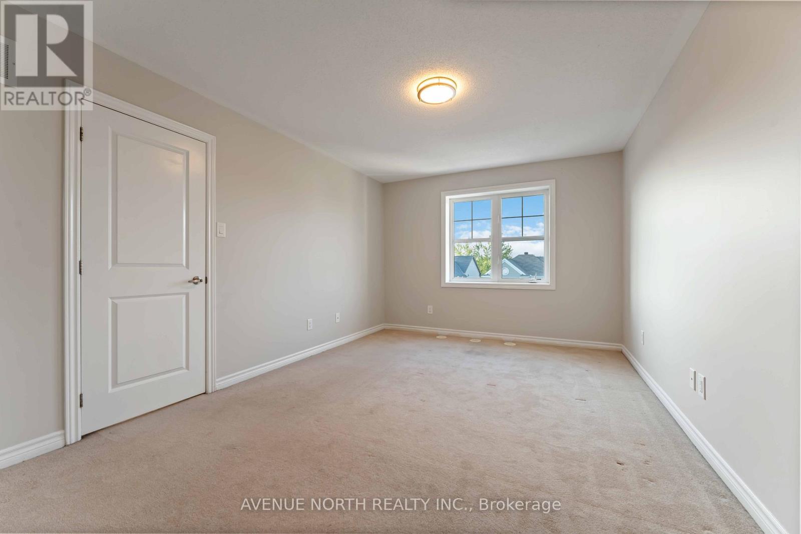191 Soleil Avenue, Ottawa, ON - Indoor Photo Showing Other Room
