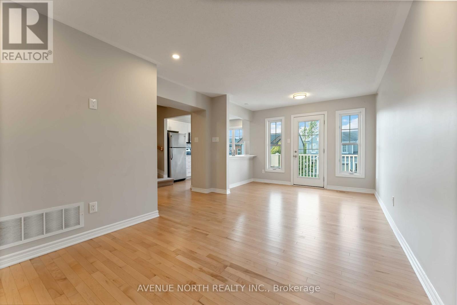 191 Soleil Avenue, Ottawa, ON - Indoor Photo Showing Other Room