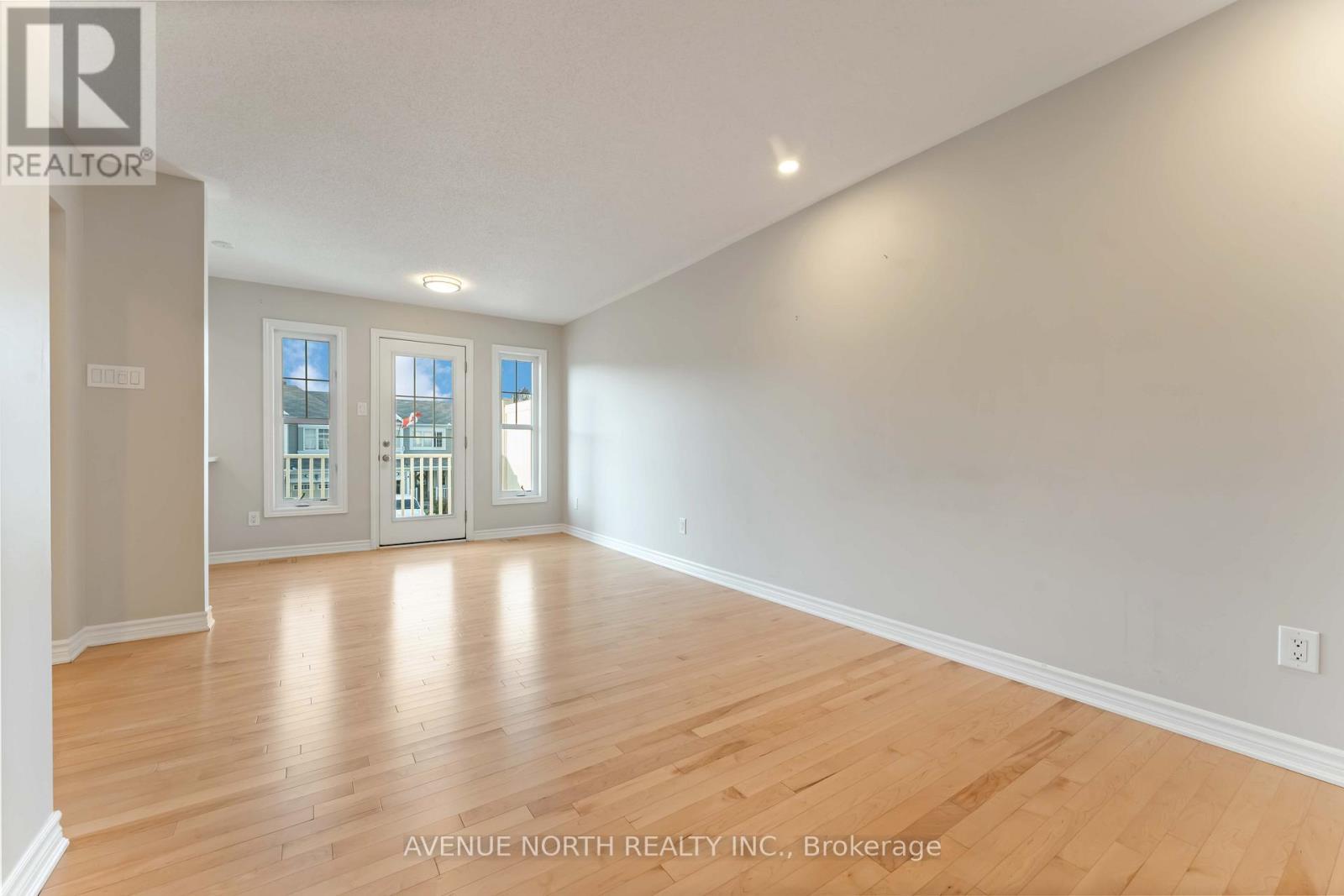 191 Soleil Avenue, Ottawa, ON - Indoor Photo Showing Other Room