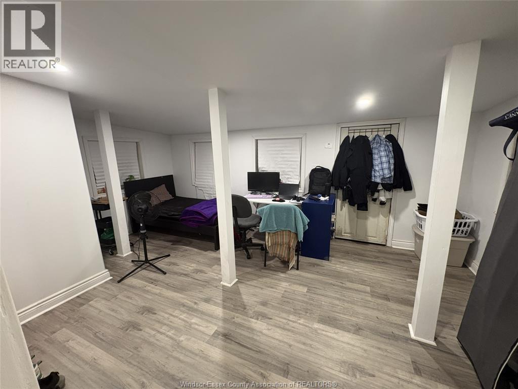 235-237 Crawford Unit# Main, Windsor, ON - Indoor Photo Showing Other Room