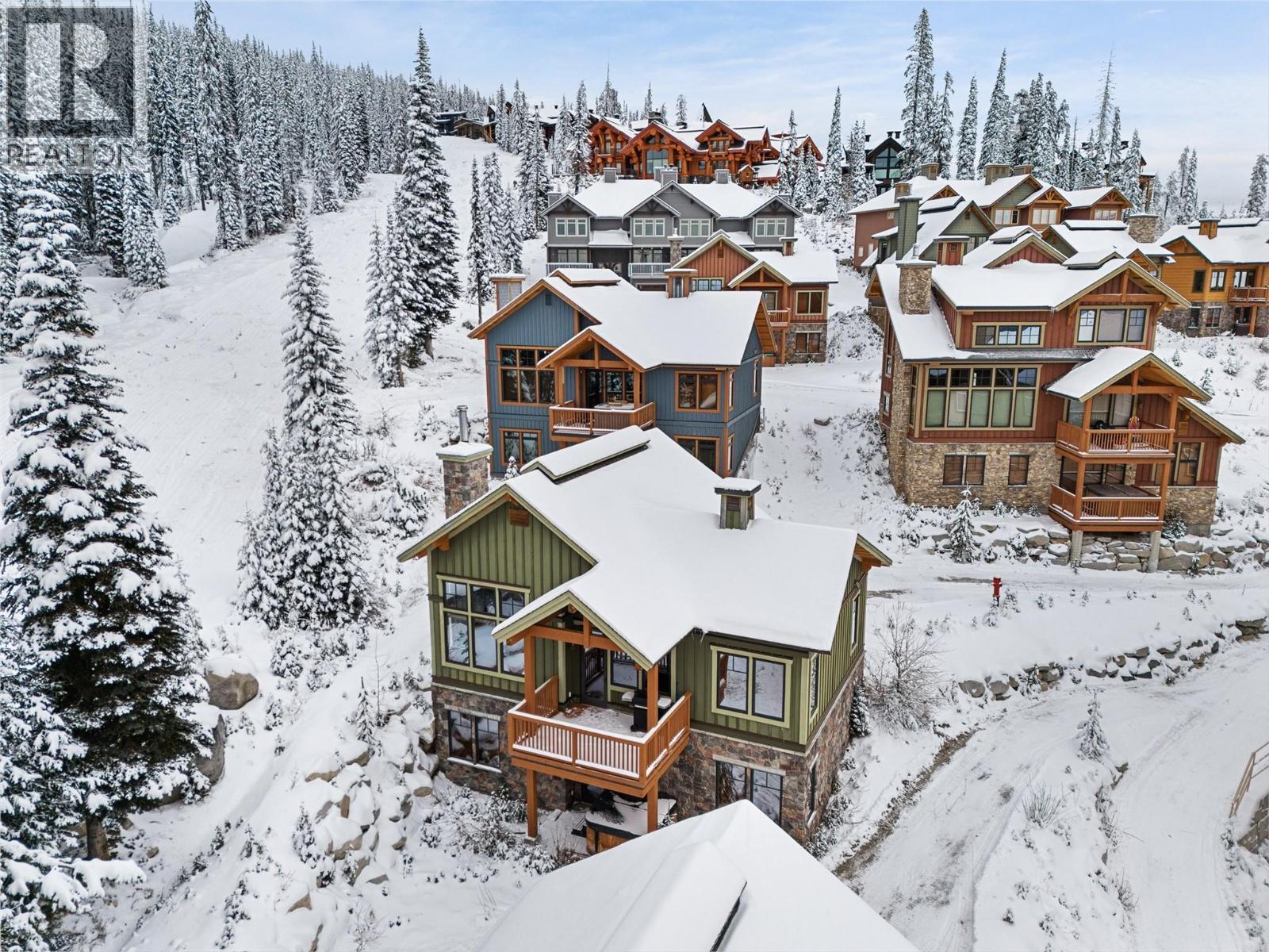 255 Feathertop Way Unit# 14, Big White, BC - Outdoor With Facade