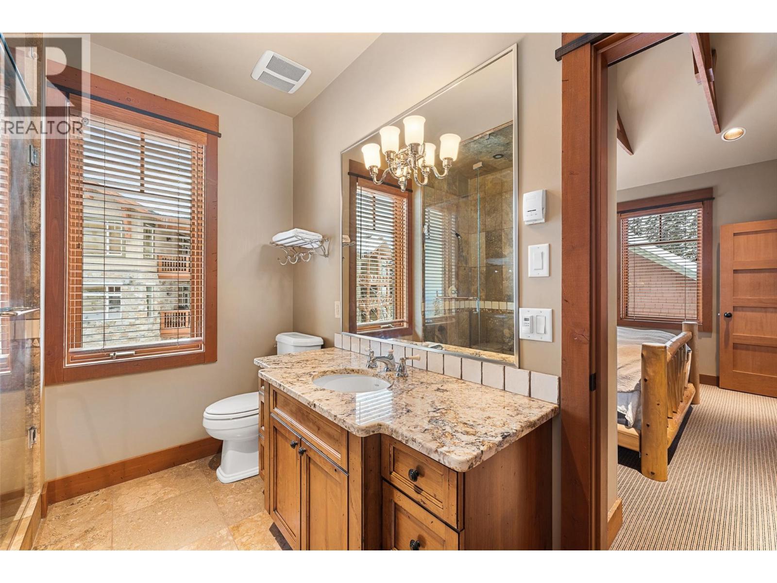 255 Feathertop Way Unit# 14, Big White, BC - Indoor Photo Showing Bathroom