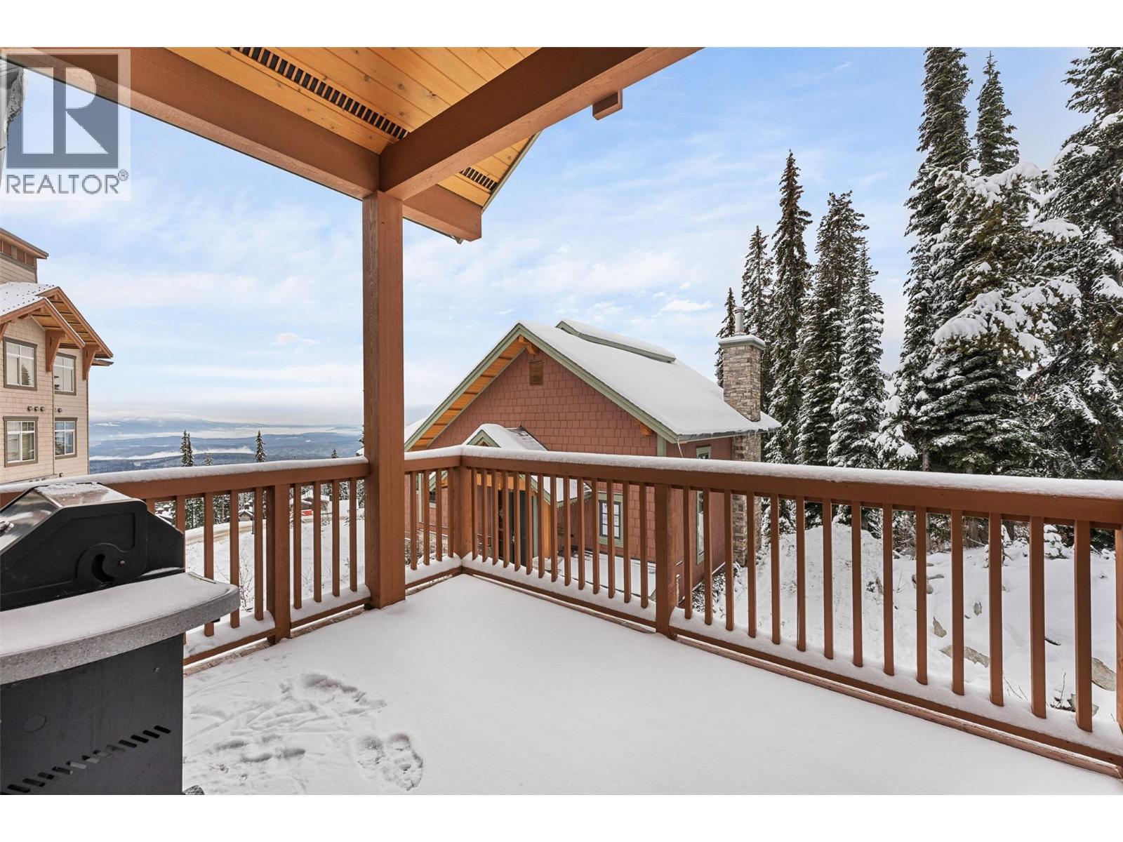 255 Feathertop Way Unit# 14, Big White, BC - Outdoor With Exterior