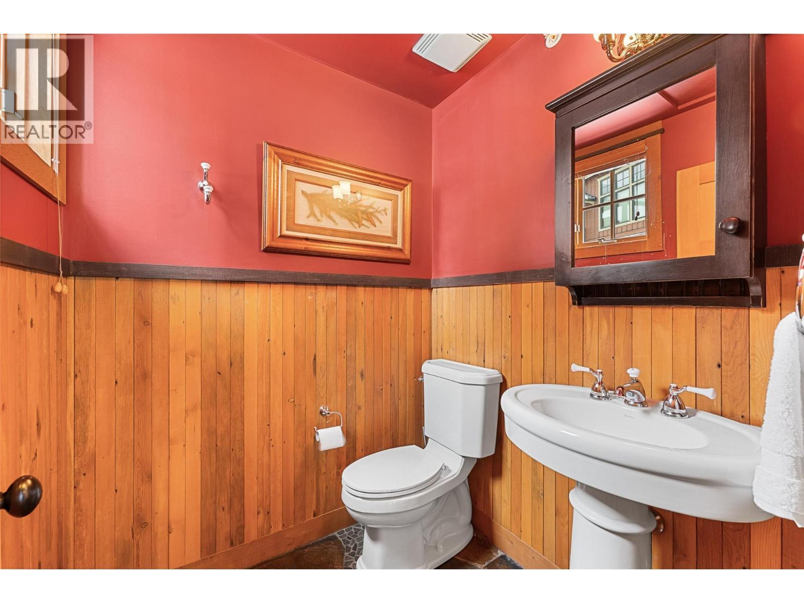 255 Feathertop Way Unit# 14, Big White, BC - Indoor Photo Showing Bathroom