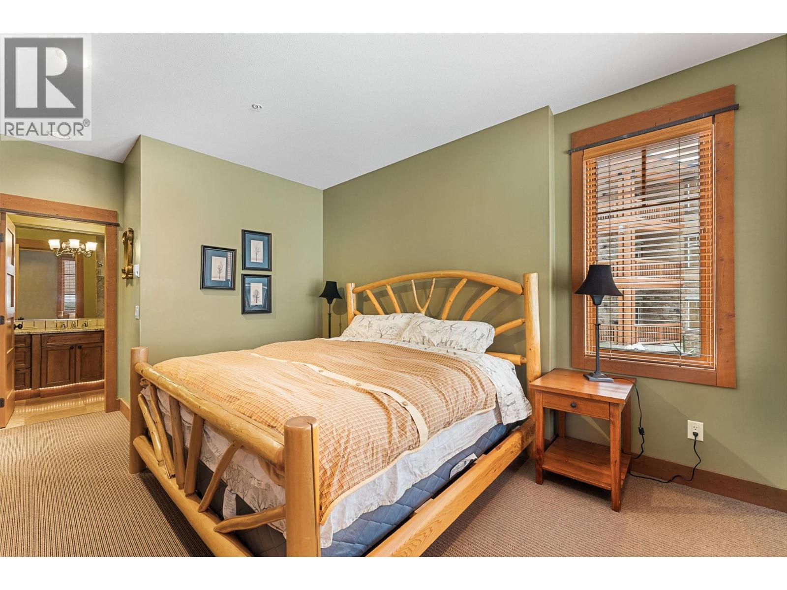 255 Feathertop Way Unit# 14, Big White, BC - Indoor Photo Showing Bedroom