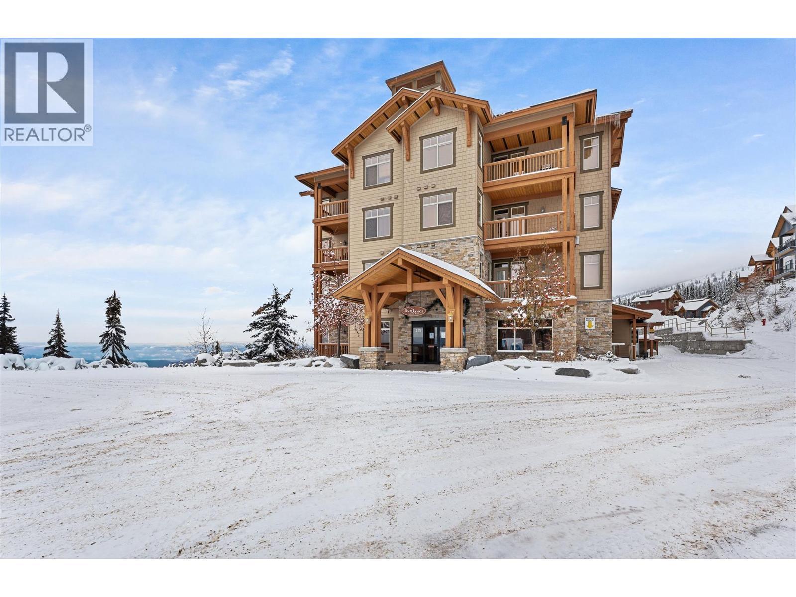 255 Feathertop Way Unit# 14, Big White, BC - Outdoor With Facade