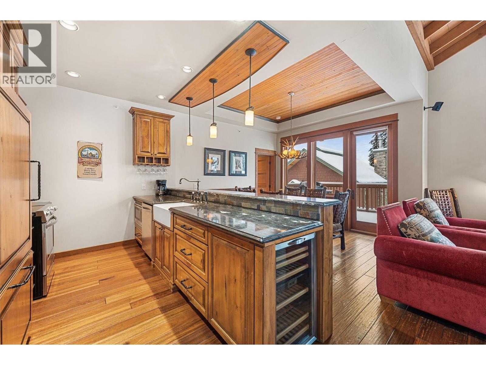 255 Feathertop Way Unit# 14, Big White, BC - Indoor Photo Showing Other Room