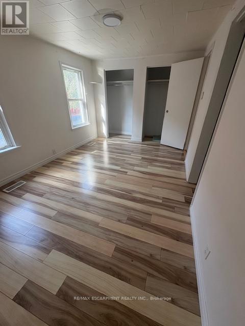 89 Shaw Street, Hamilton, ON - Indoor Photo Showing Other Room