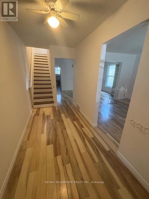89 Shaw Street, Hamilton, ON - Indoor Photo Showing Other Room