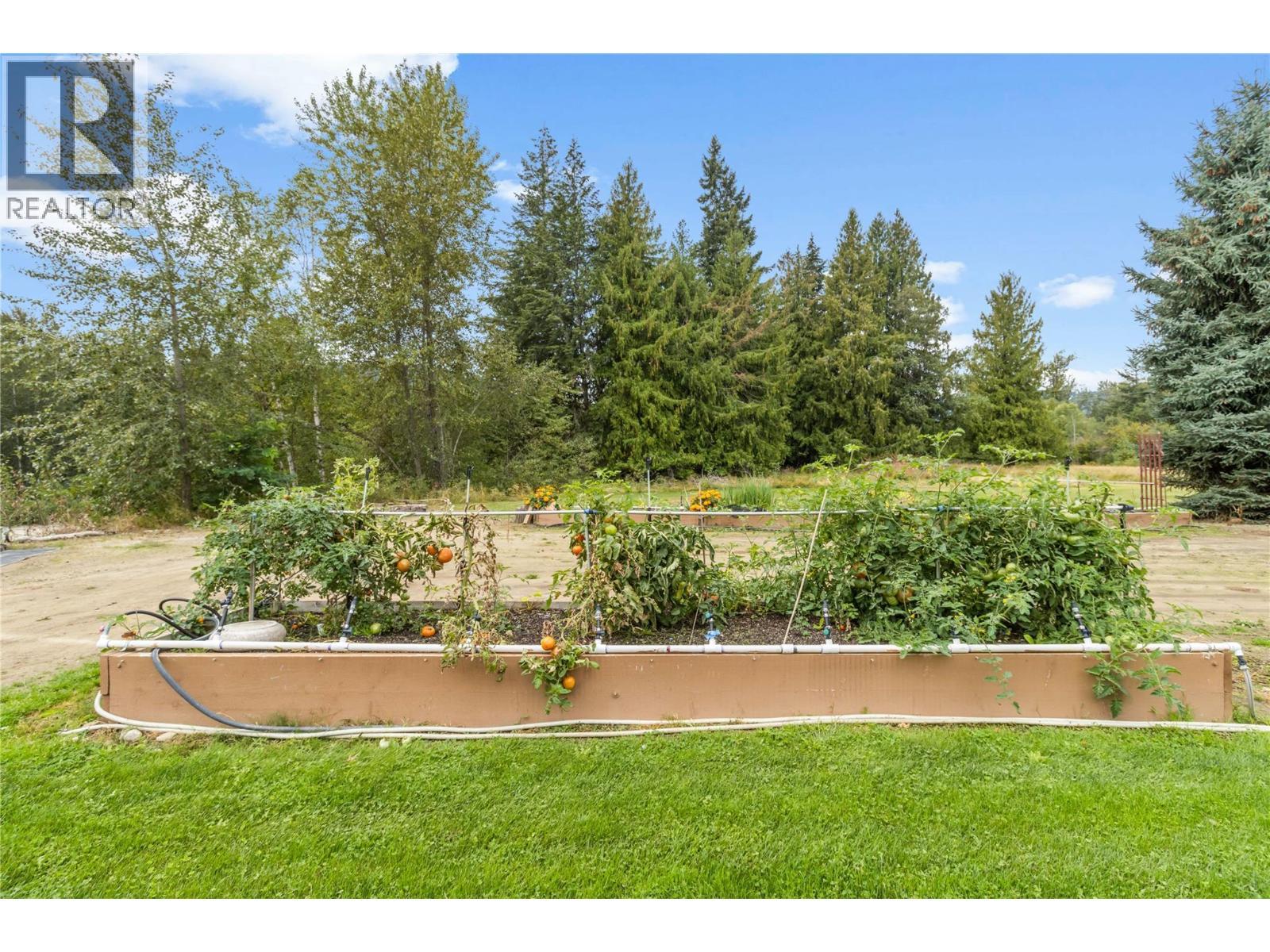 421 Hillier Road, Sicamous, BC