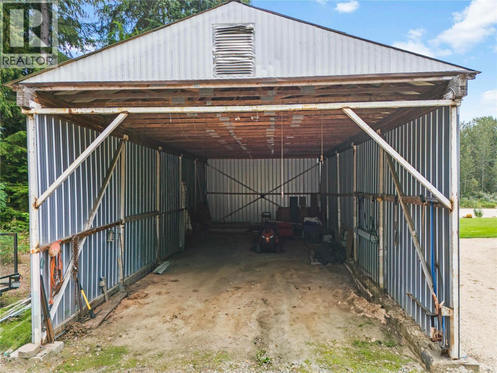 421 Hillier Road, Sicamous, BC