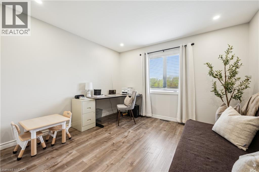 7303 Fifth Line, Wellington North, ON - Indoor Photo Showing Office