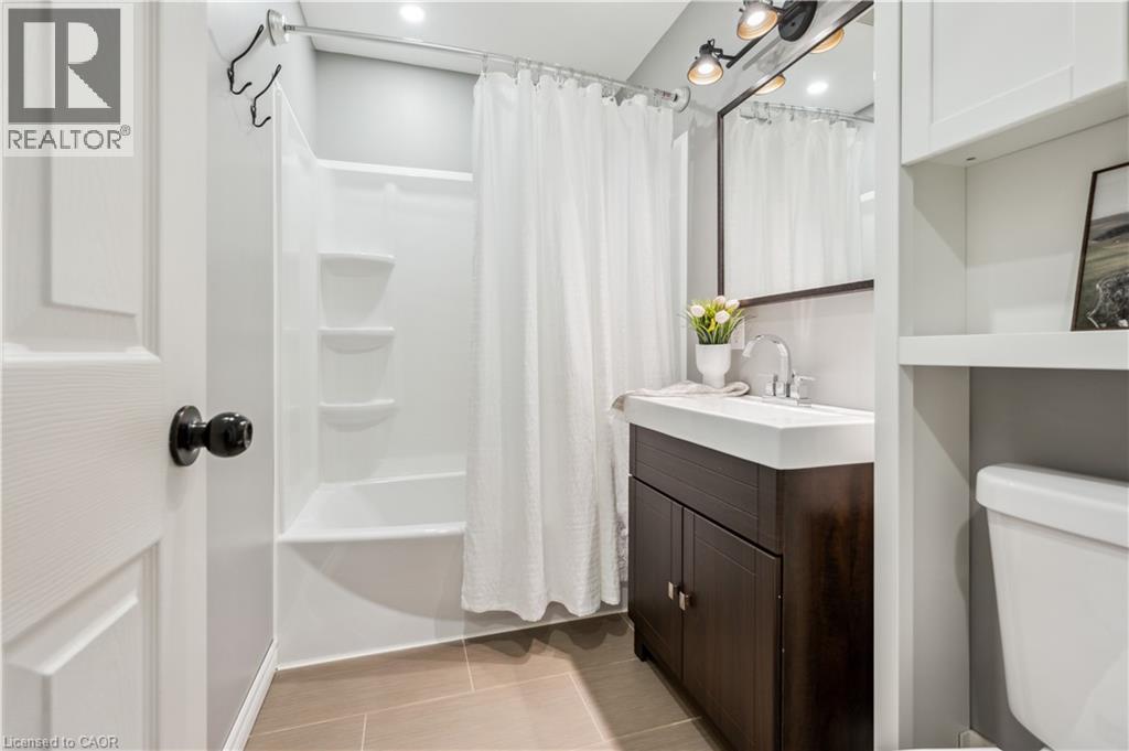 7303 Fifth Line, Wellington North, ON - Indoor