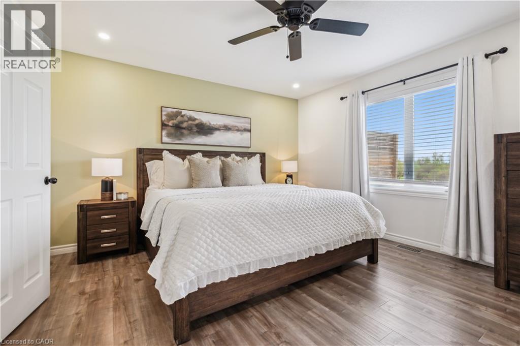 7303 Fifth Line, Wellington North, ON - Indoor Photo Showing Bedroom