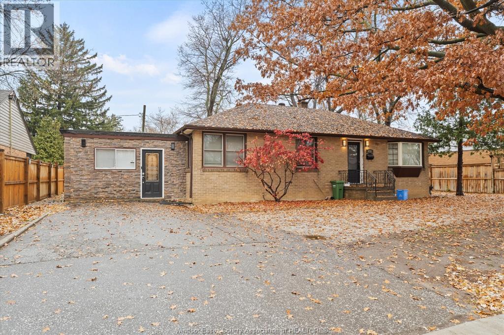 432 Cabana Road Unit# Unit 2 (Left Unit), Windsor, ON - Outdoor