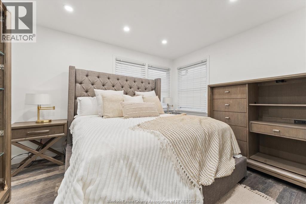 432 Cabana Road Unit# Unit 2 (Left Unit), Windsor, ON - Indoor Photo Showing Bedroom
