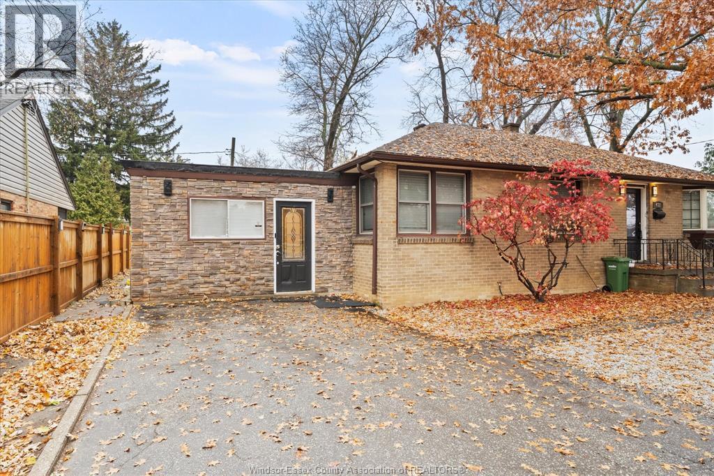 432 Cabana Road Unit# Unit 2 (Left Unit), Windsor, ON - Outdoor