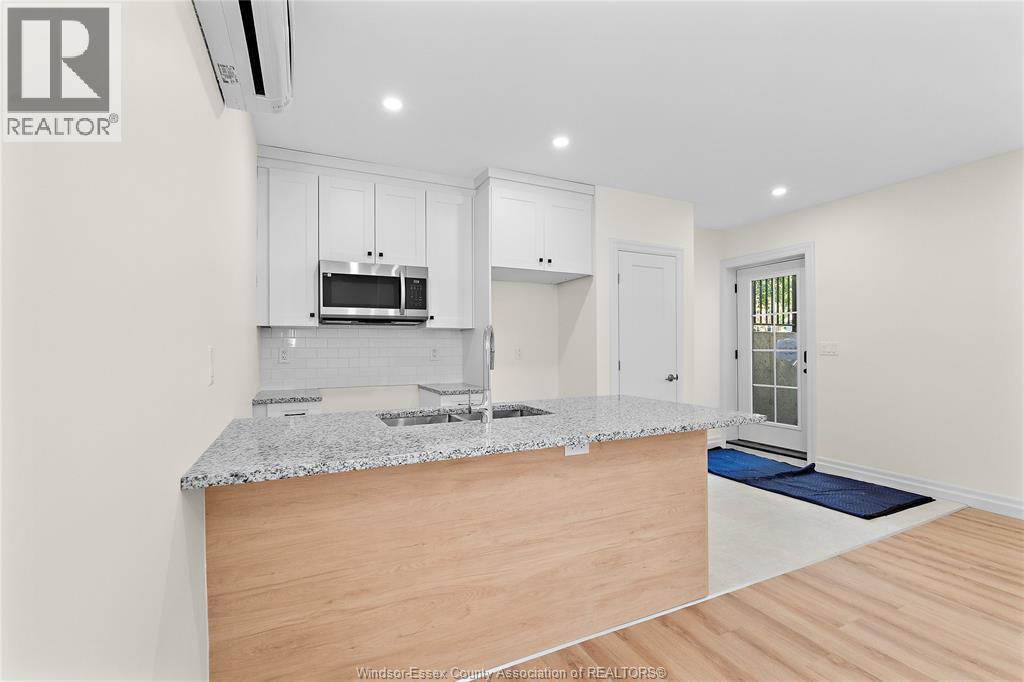 849 Ford Boulevard Unit# Lower, Windsor, ON - Indoor Photo Showing Other Room