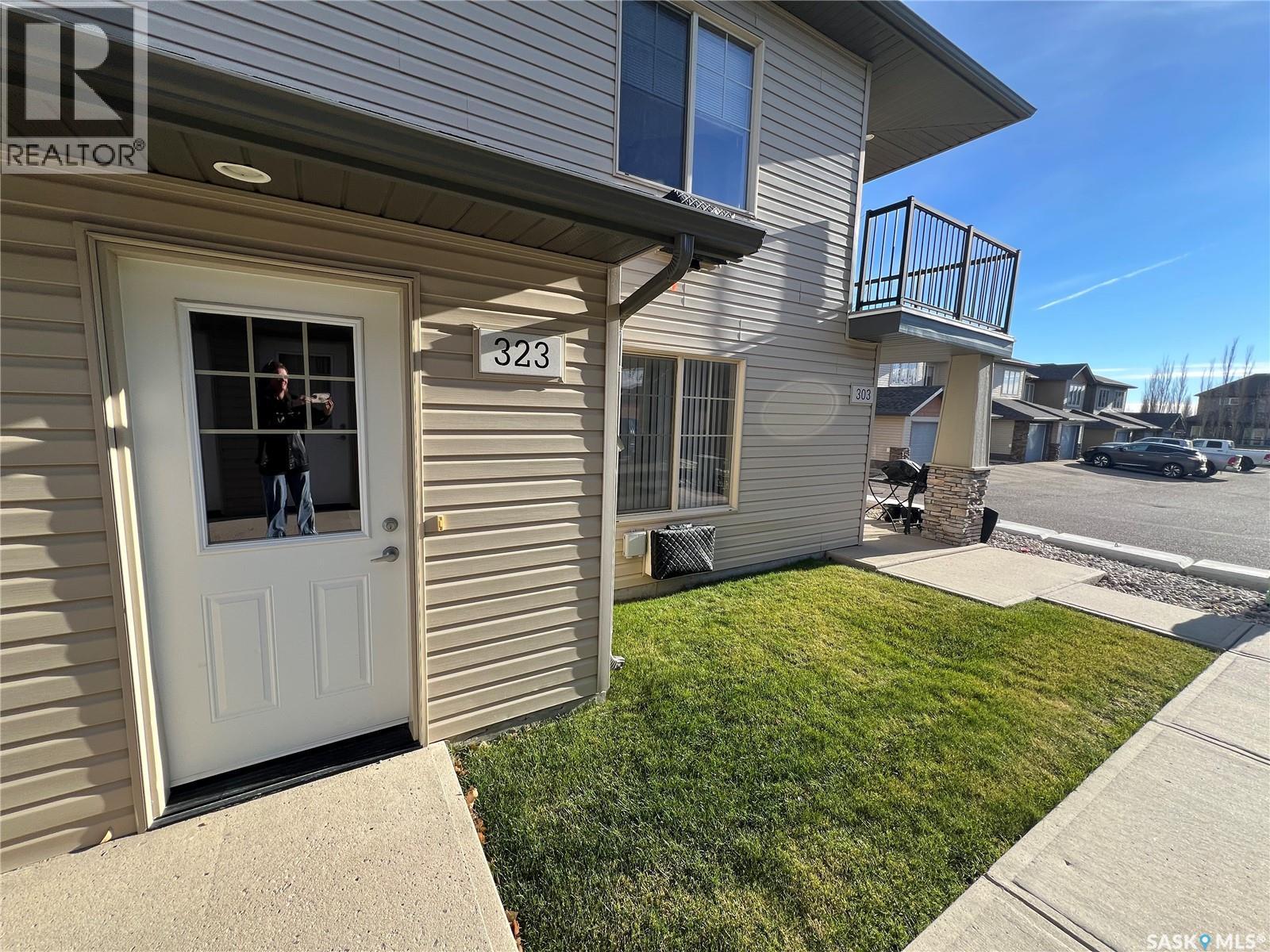 323 700 Battleford Trail, Swift Current, SK - Outdoor With Exterior