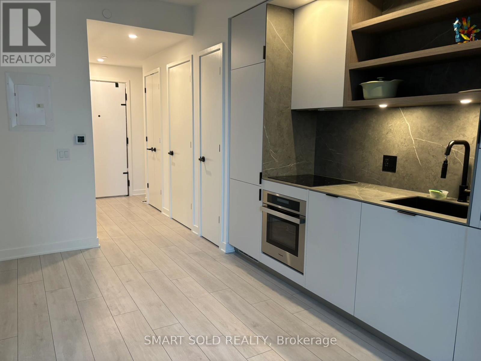 2811 - 55 Charles Street E, Toronto, ON - Indoor Photo Showing Kitchen