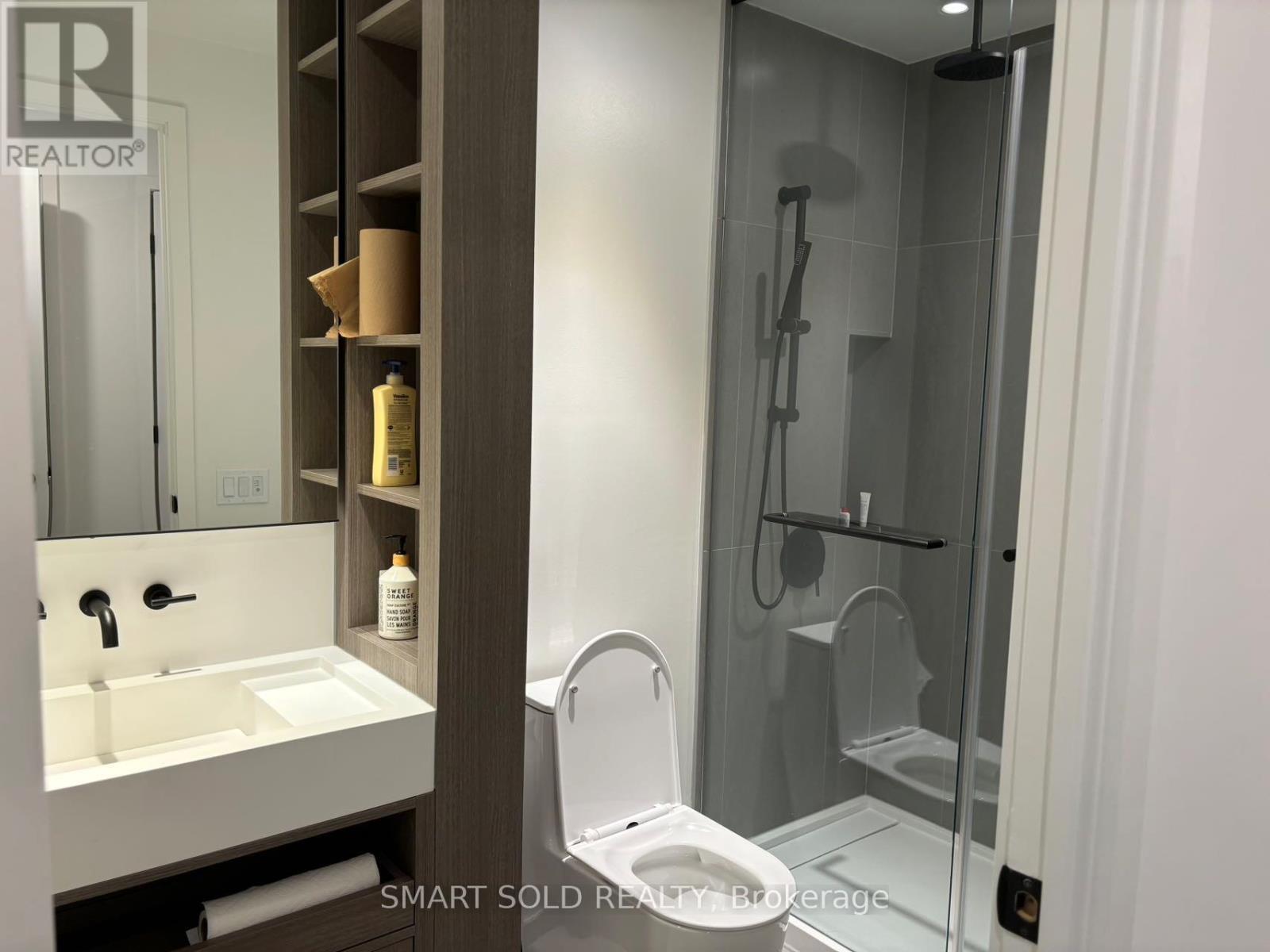 2811 - 55 Charles Street E, Toronto, ON - Indoor Photo Showing Bathroom