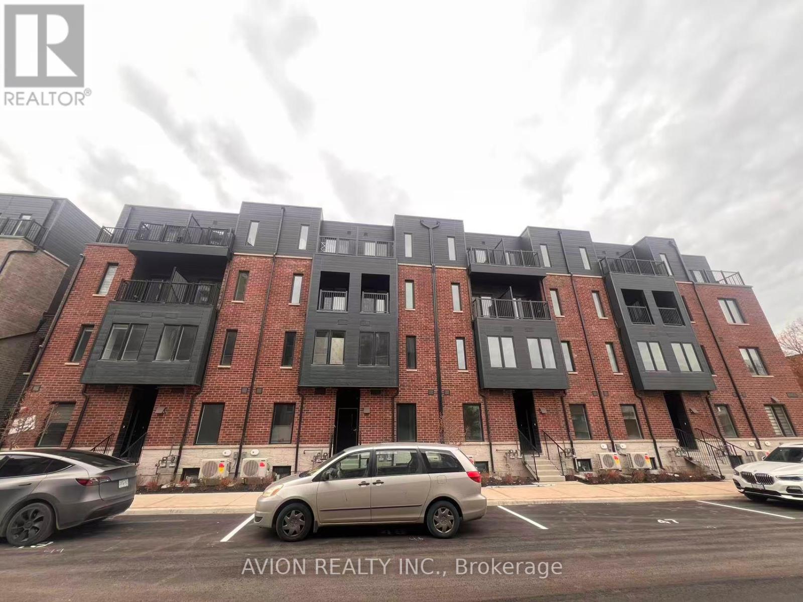 38 - 30 Calamint Lane, Toronto, ON - Outdoor With Facade