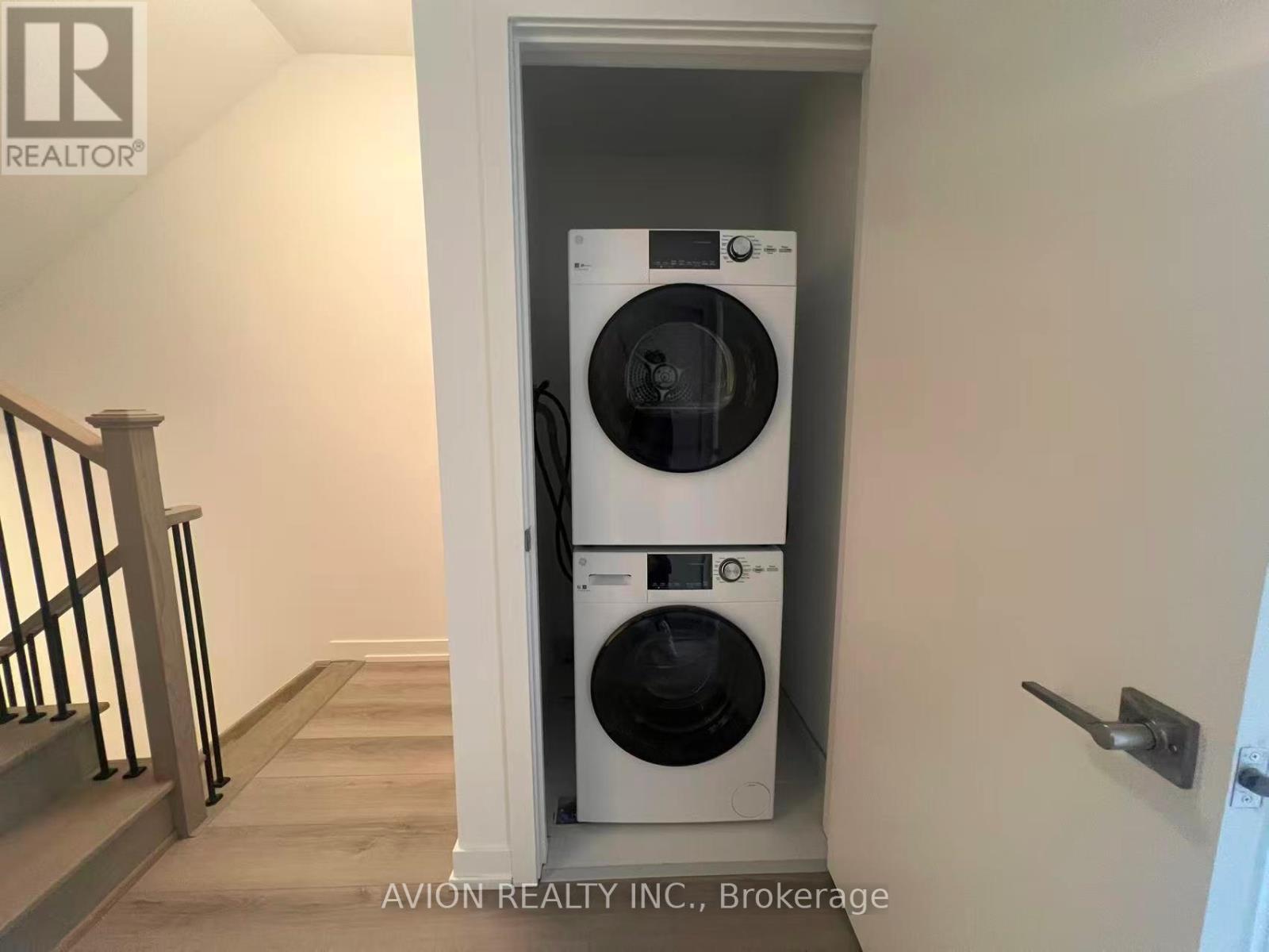 38 - 30 Calamint Lane, Toronto, ON - Indoor Photo Showing Laundry Room