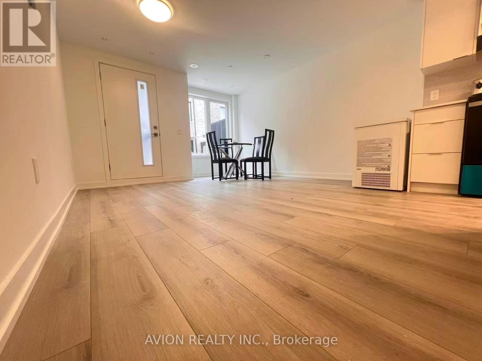 38 - 30 Calamint Lane, Toronto, ON - Indoor