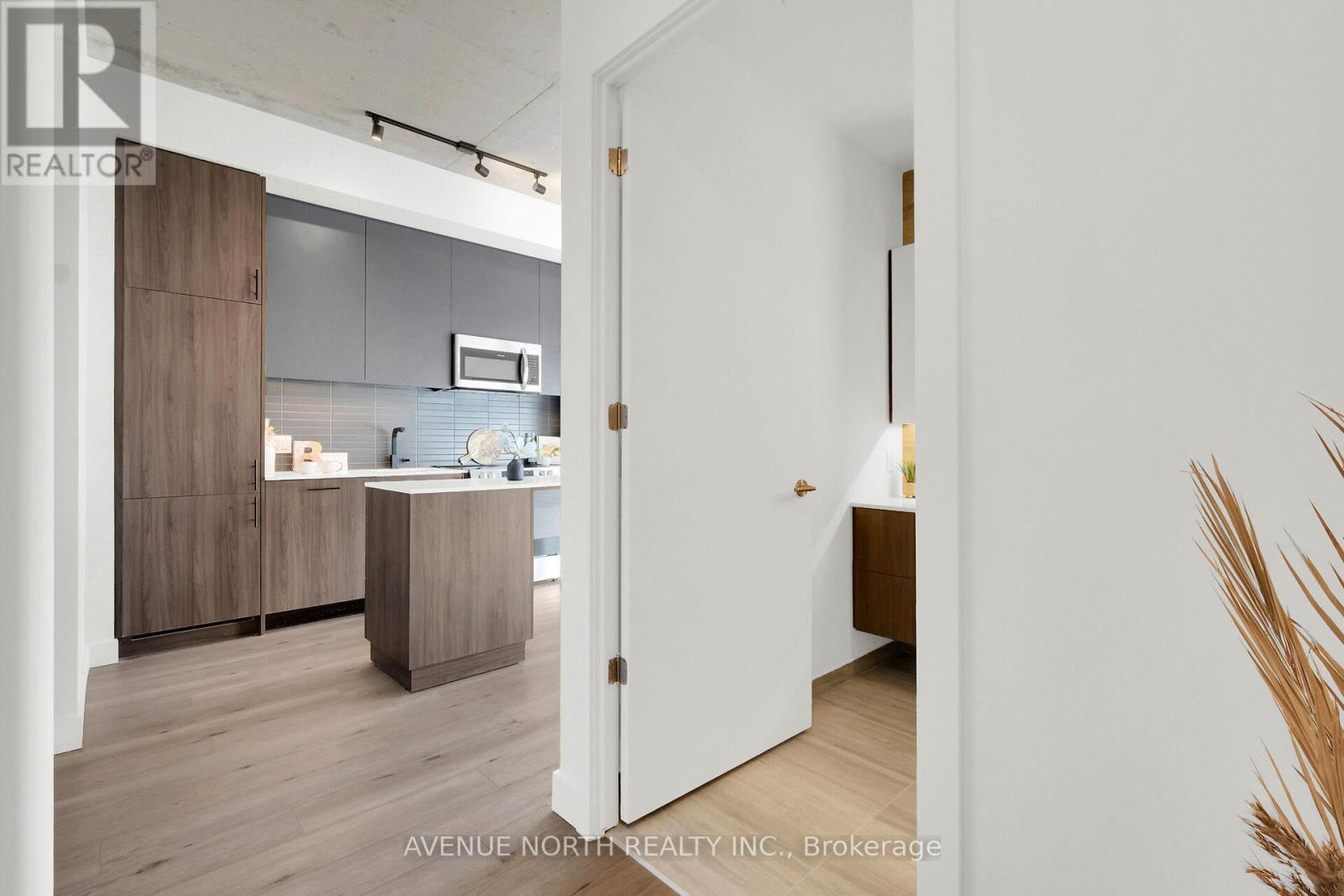 717 - 10 James Street, Ottawa, ON - Indoor