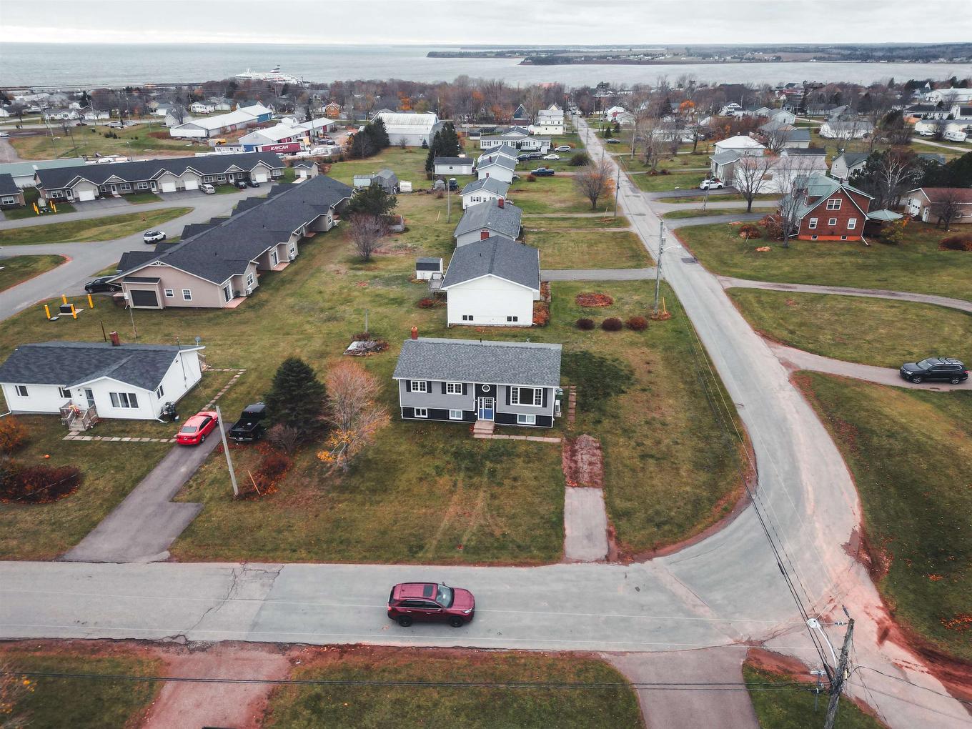 1 Anniversary Avenue, Souris, PE