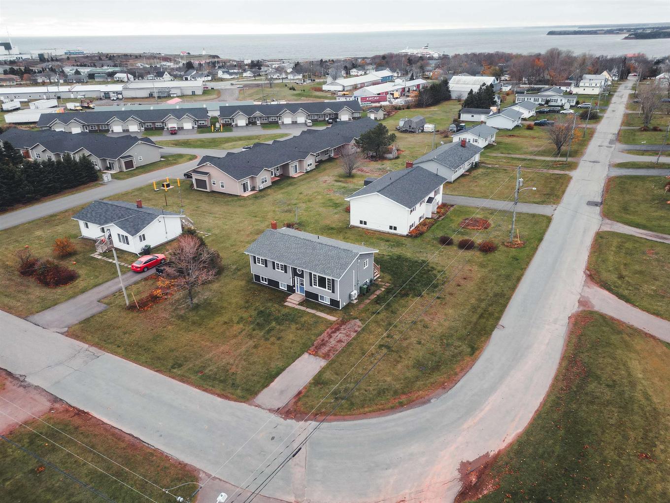 1 Anniversary Avenue, Souris, PE