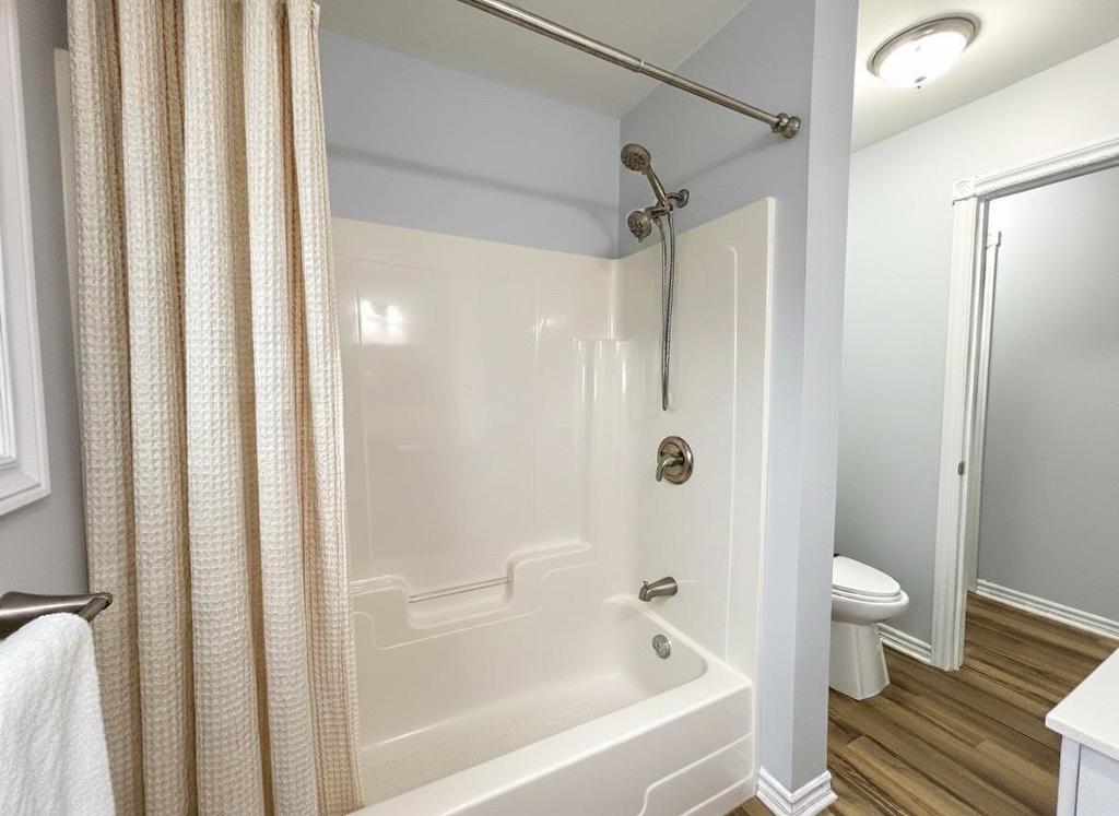 1 Anniversary Avenue, Souris, PE