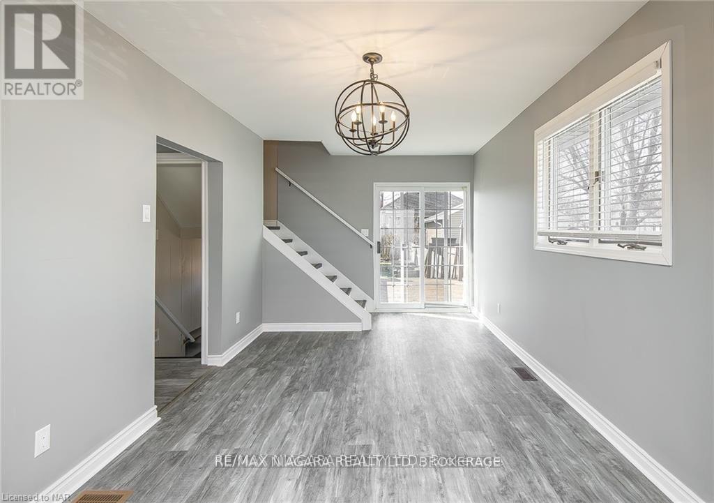 120 Elizabeth Street, Port Colborne (Killaly East), ON - Indoor Photo Showing Other Room